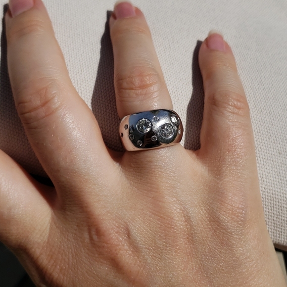 14kt white gold diamond bubble domed ring - Picture 5 of 6